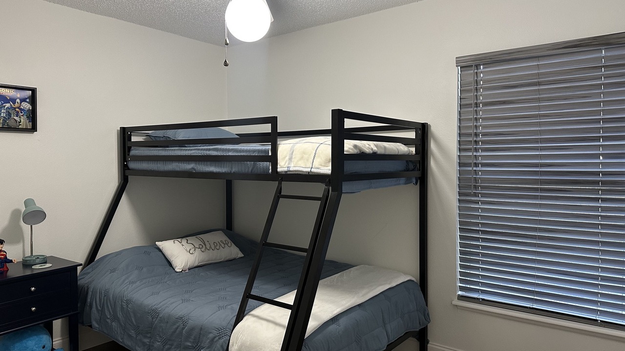 Photo of Bedroom in Poinciana