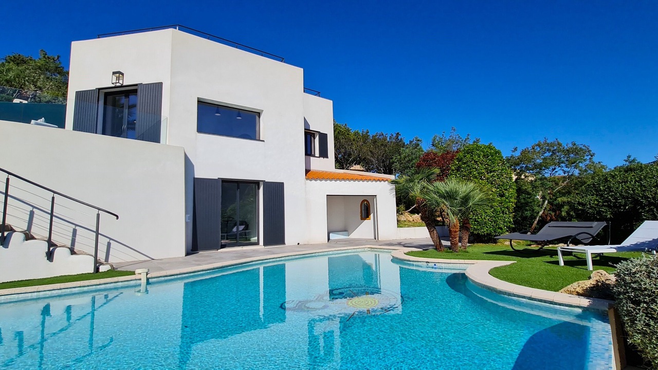 Photo of Outdoor in Antheor