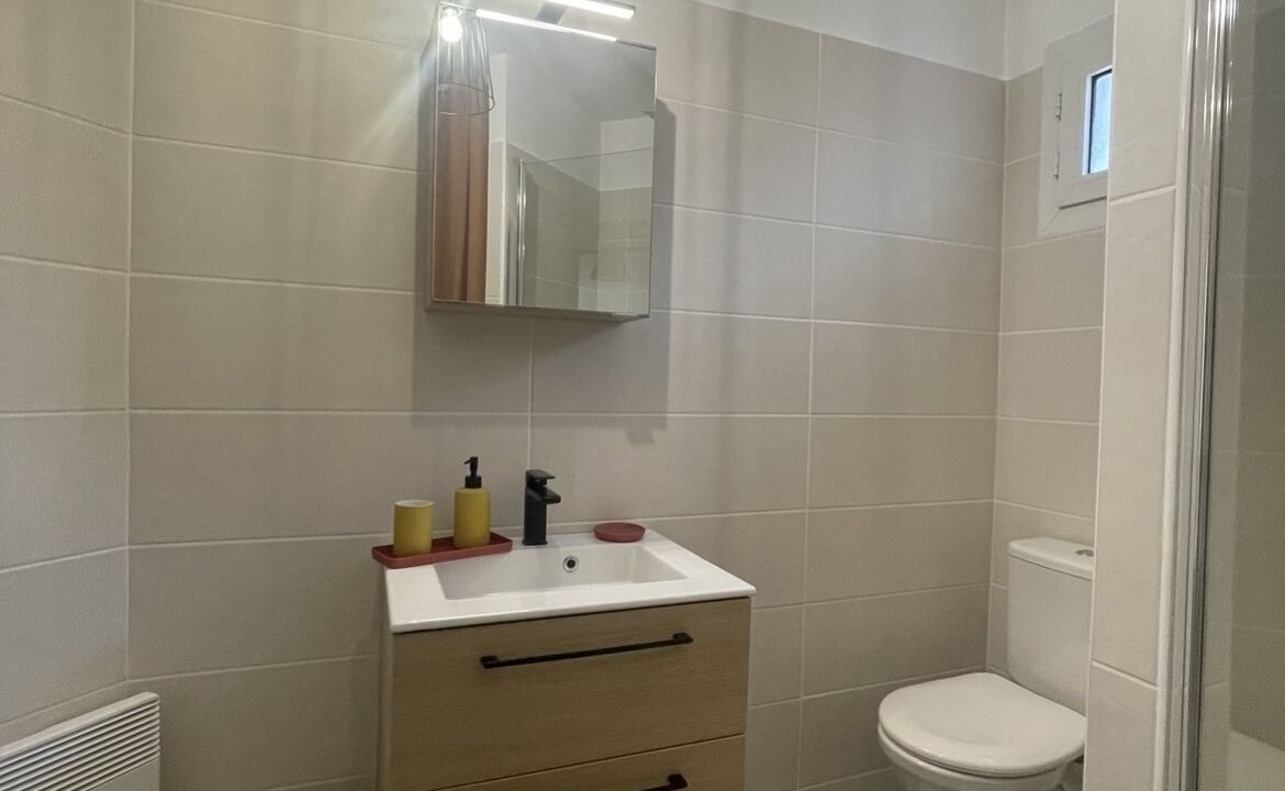 Photo of Bathroom in Golfe Juan