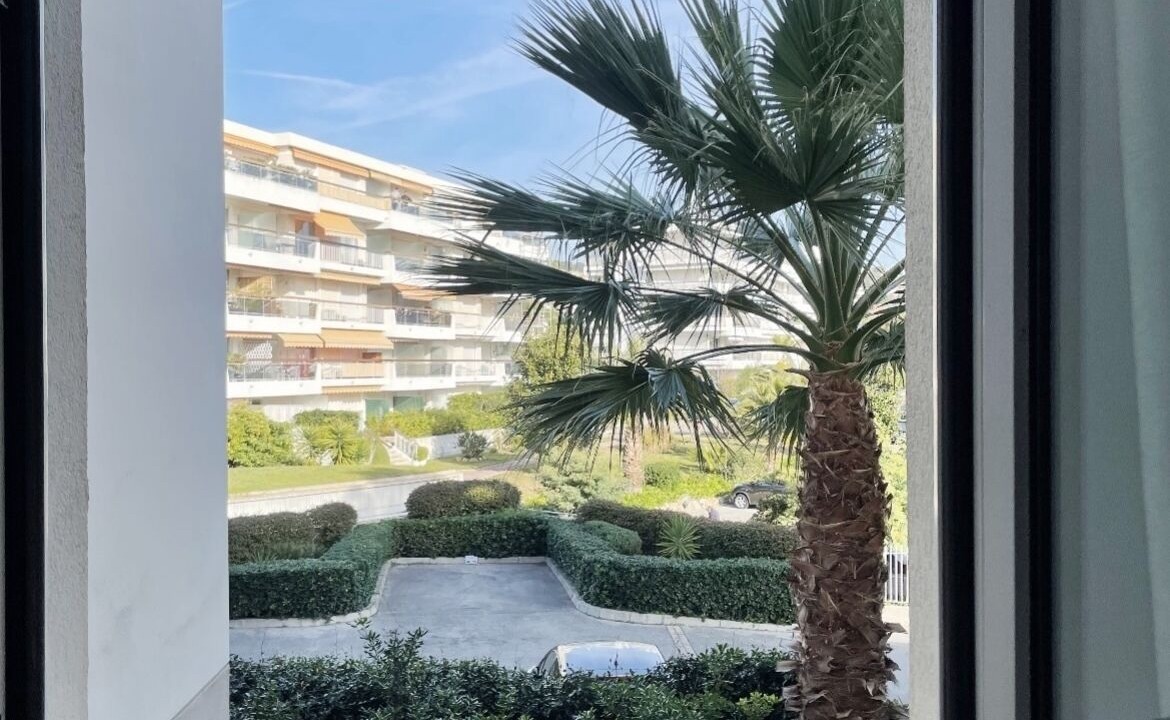 Photo of Others in Golfe Juan