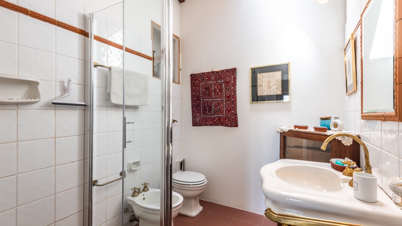 Photo of Bathroom in Murlo