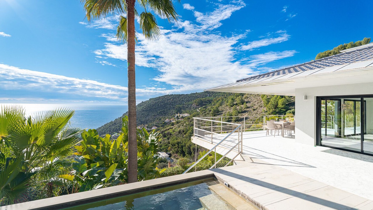 Photo of Others in Eze
