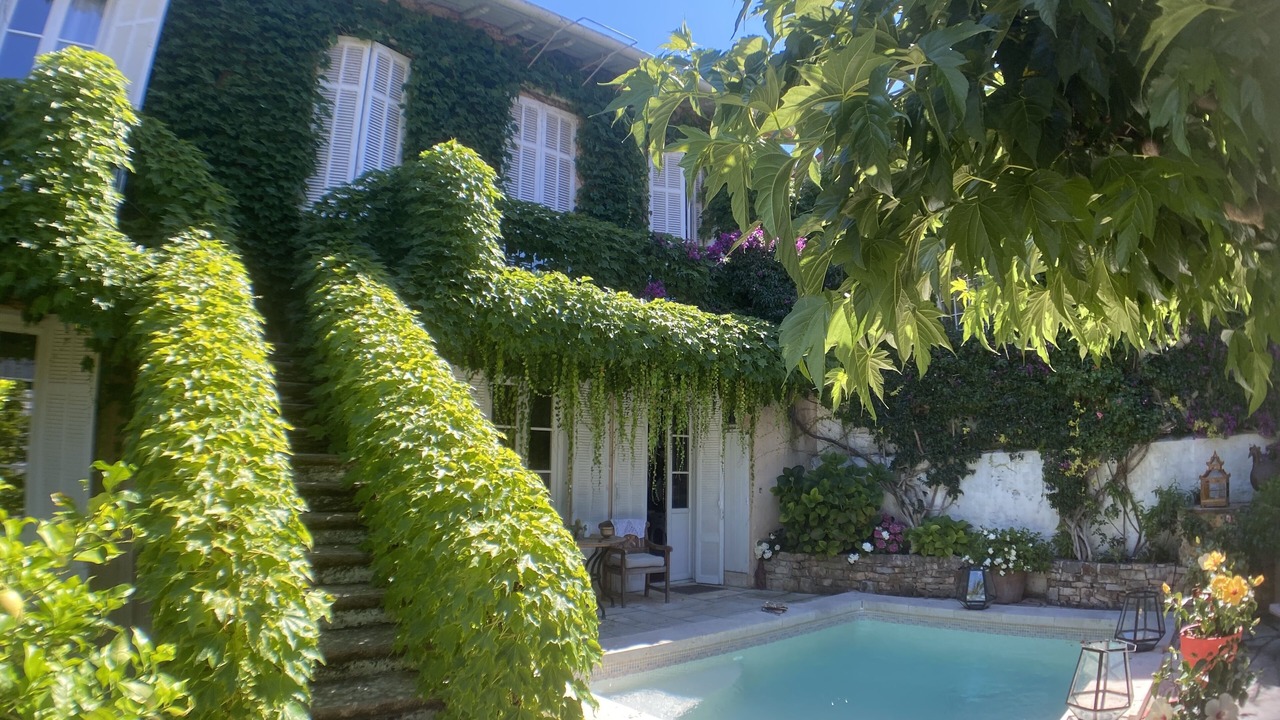 Photo of Outdoor in Carnot