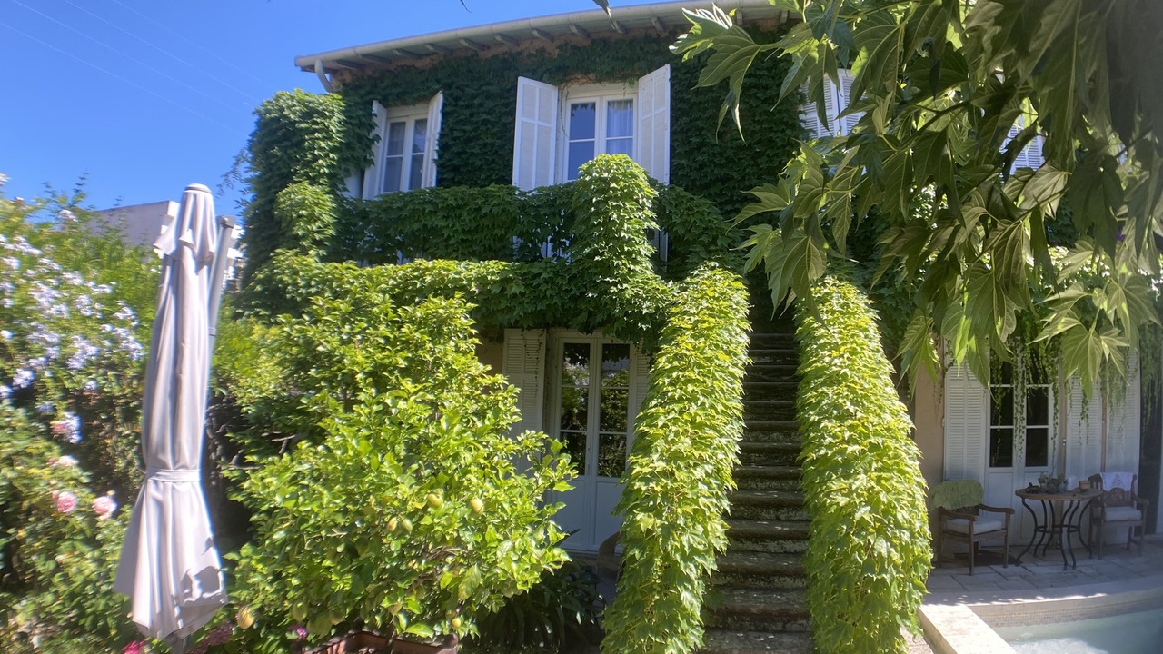 Photo of Outdoor in Carnot