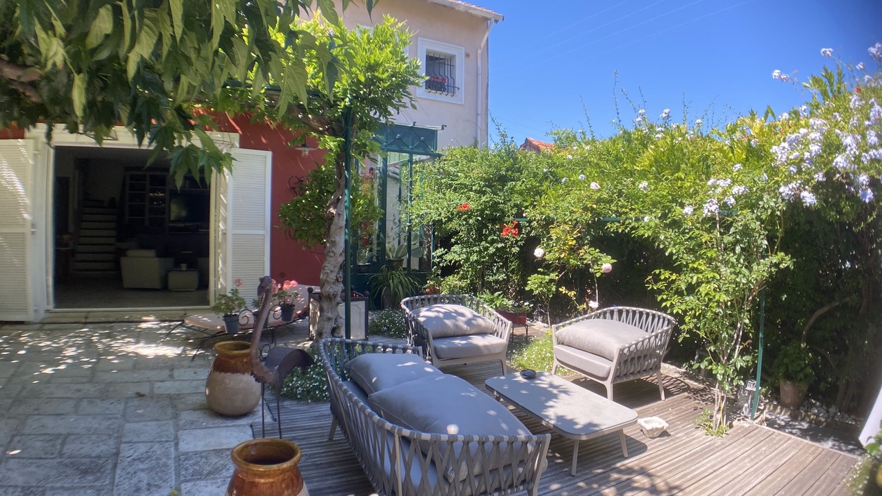 Photo of Patio Balcony in Carnot