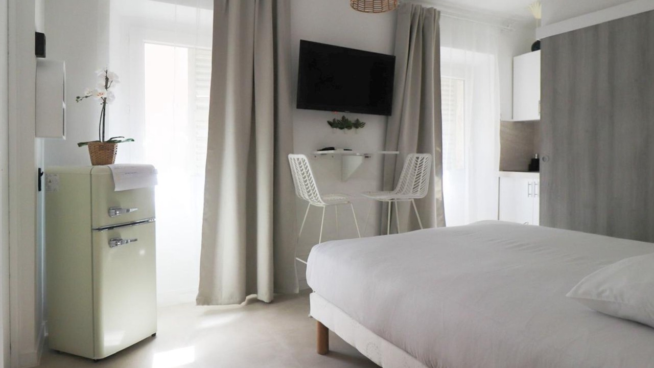 Photo of Bedroom in Cannes Old Town