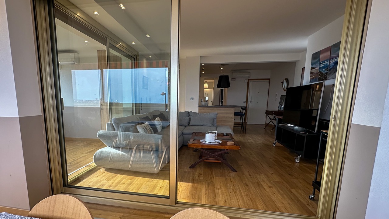 Photo of Livingroom in Antibes City Centre
