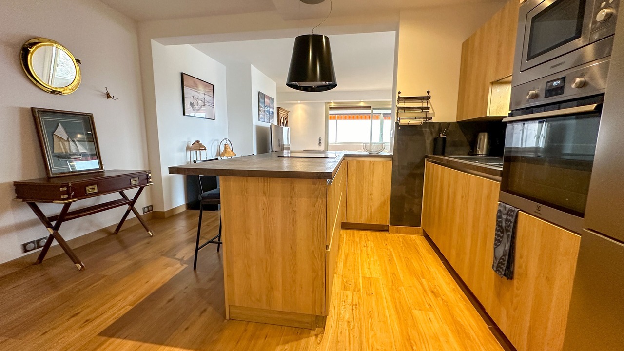 Photo of Kitchen in Antibes City Centre
