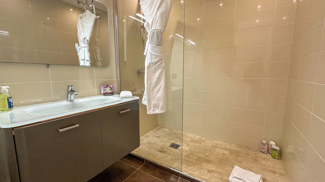 Photo of Bathroom in Antibes City Centre
