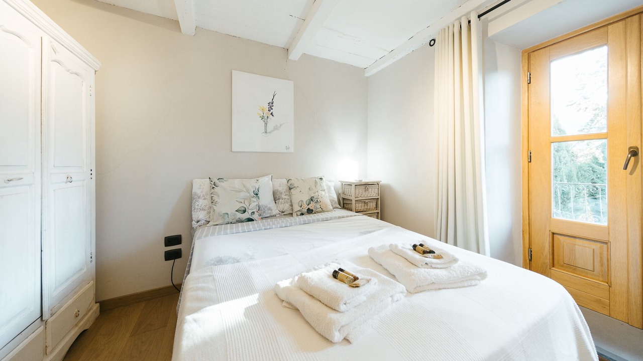 Photo of Bedroom in Licciana Nardi