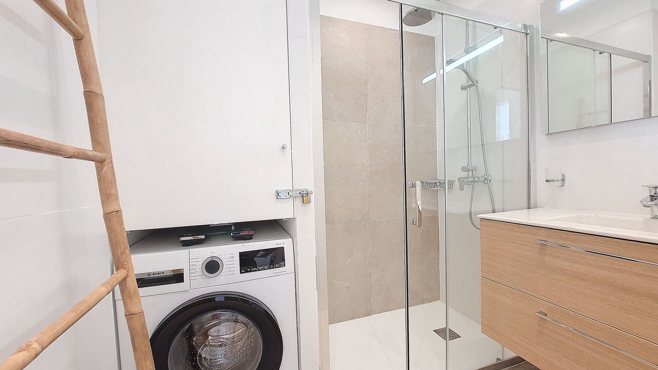 Photo of Bathroom in Gambetta