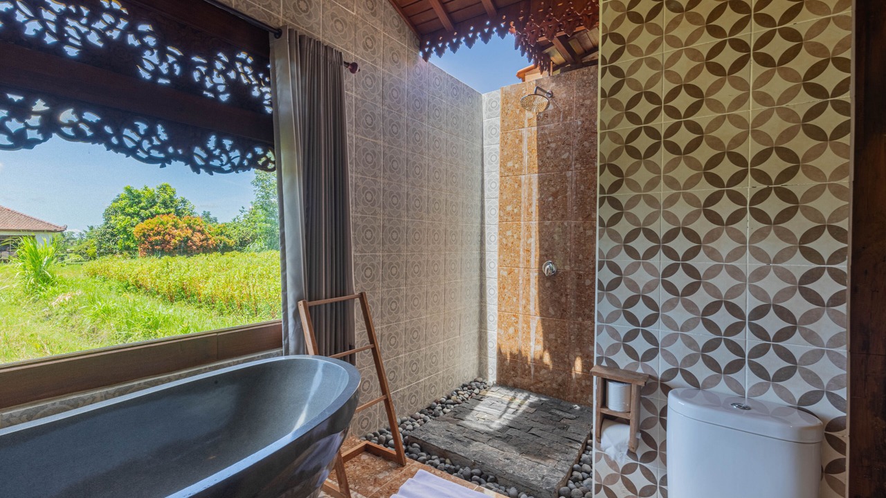 Photo of Bathroom in Lodtunduh