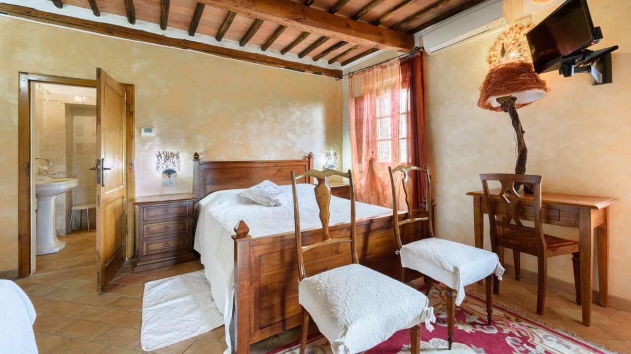 Photo of Bedroom in Montepulciano