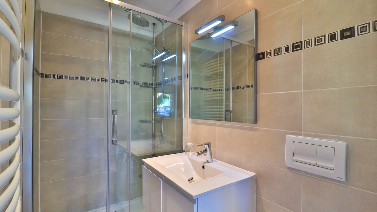 Photo of Bathroom in Bagnols-en-Foret