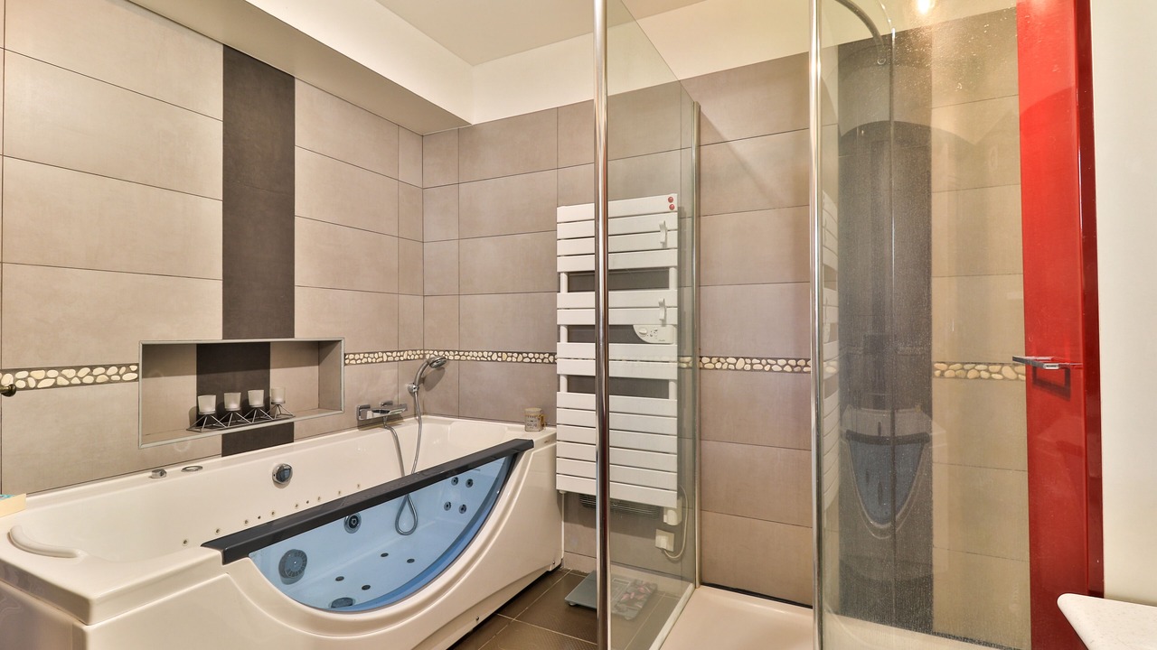 Photo of Bathroom in Bagnols-en-Foret