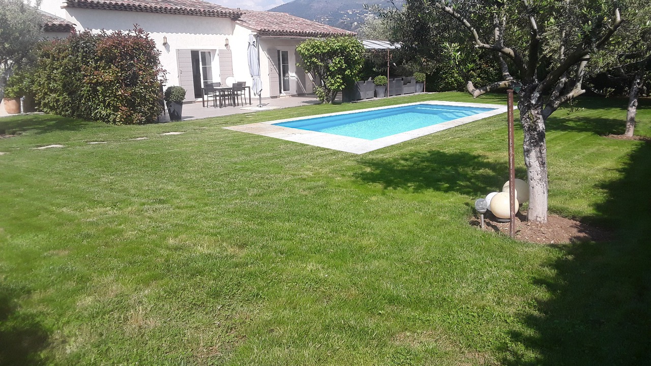 Photo of Outdoor in Gattieres