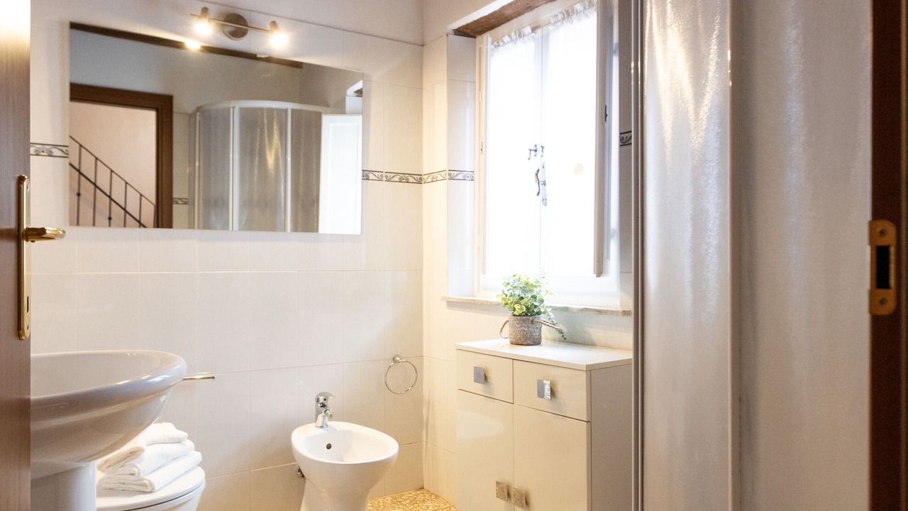 Photo of Bathroom in Villabuona