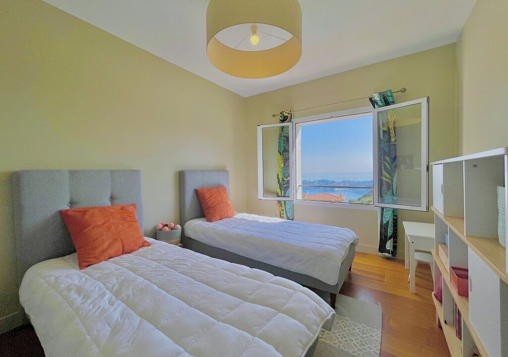Photo of Bedroom in Mont Boron