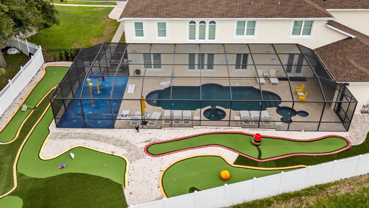 Photo of Outdoor in Windsor Hills