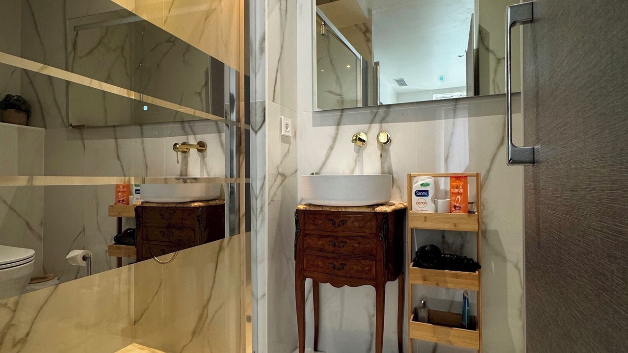Photo of Bathroom in Cannes City Centre