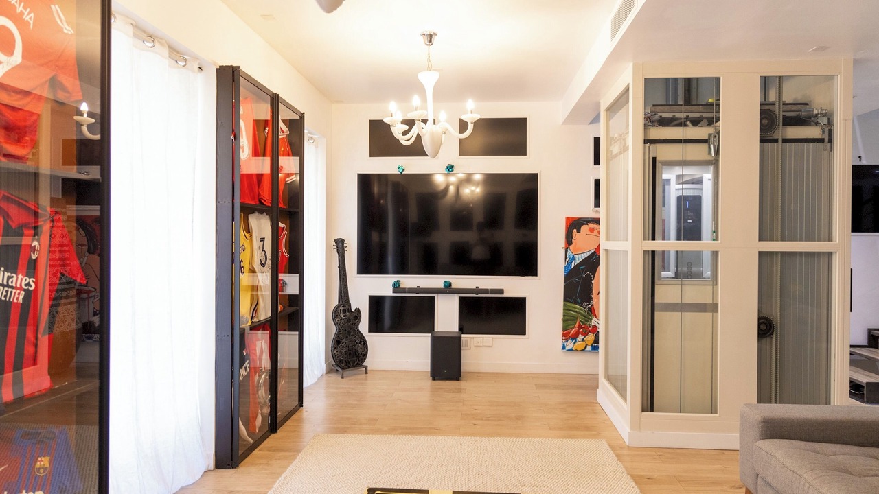 Photo of Bedroom in Cannes City Centre