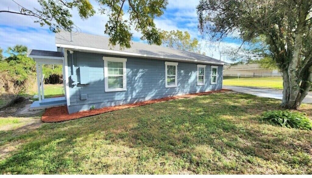 Photo of Outdoor in Holden-Paramore