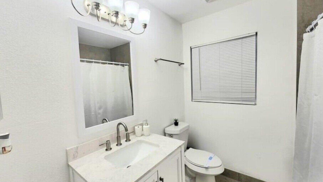 Photo of Bathroom in Holden-Paramore