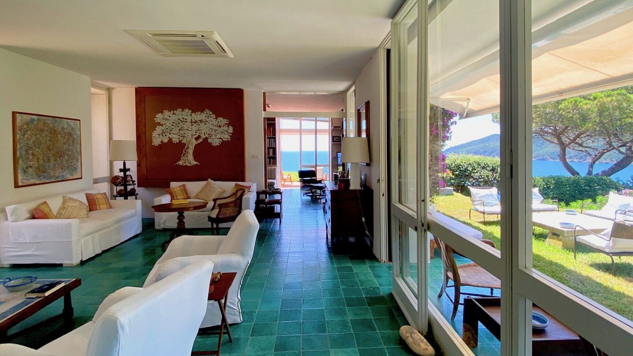 Photo of Livingroom in Lacona