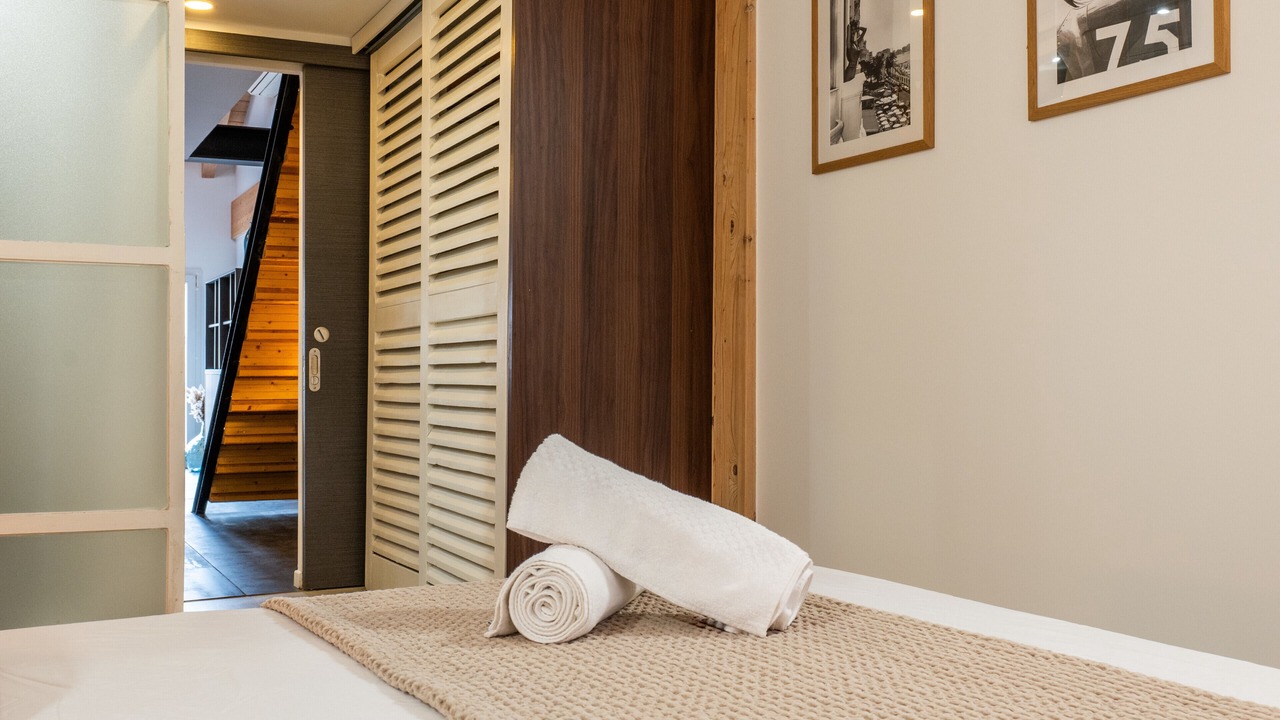 Photo of Bedroom in Cannes City Centre
