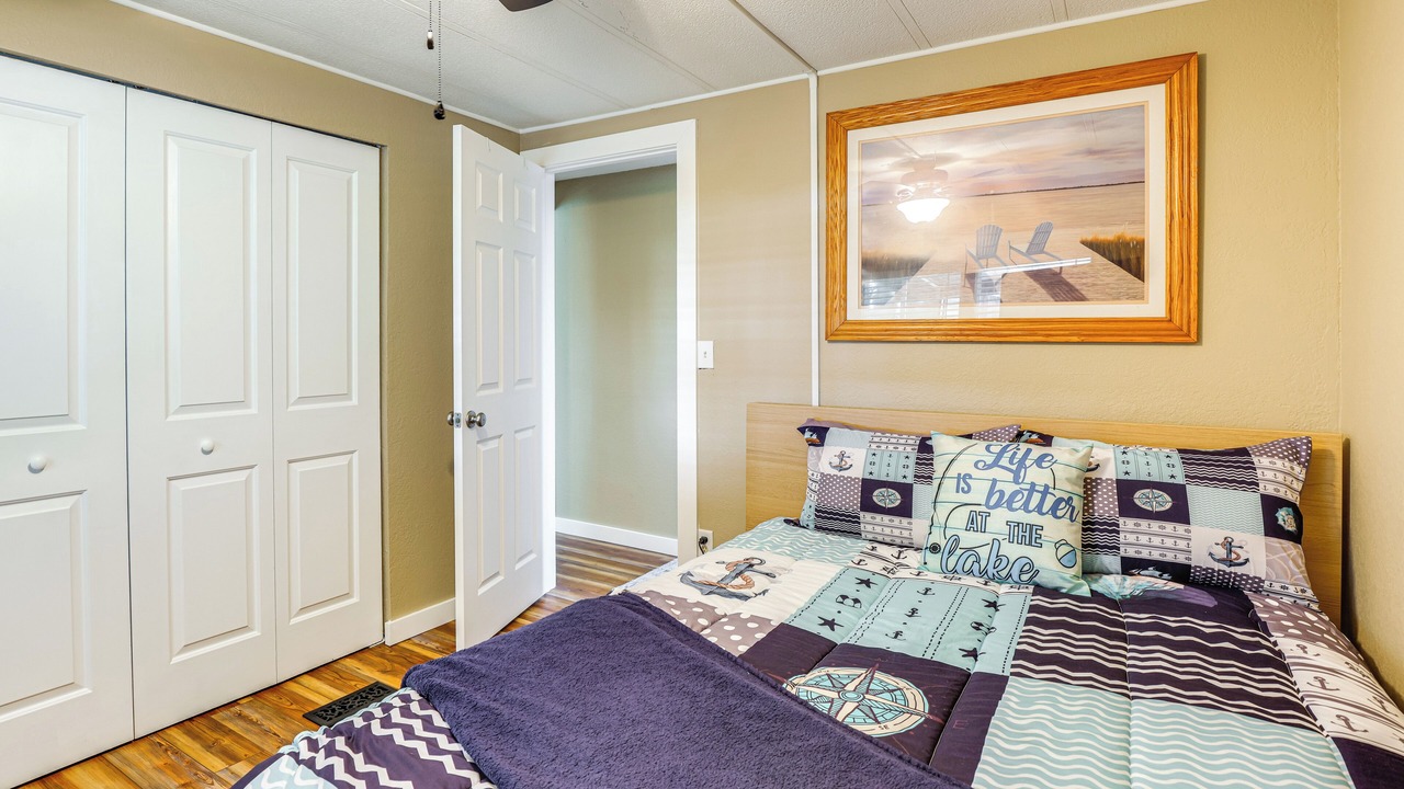 Photo of Bedroom in Edgewood