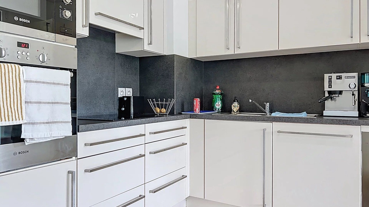 Photo of Kitchen in Prado - Republique