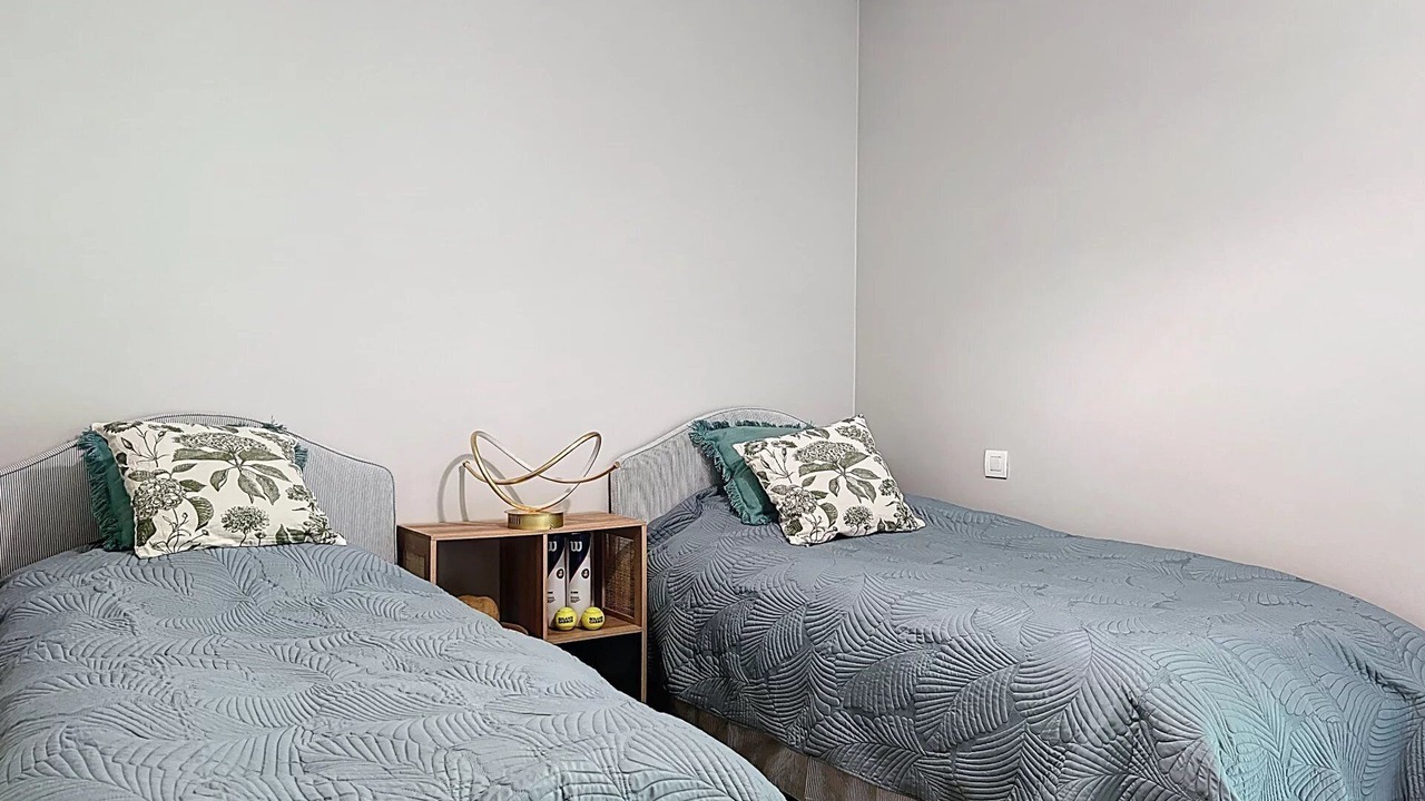 Photo of Bedroom in Prado - Republique
