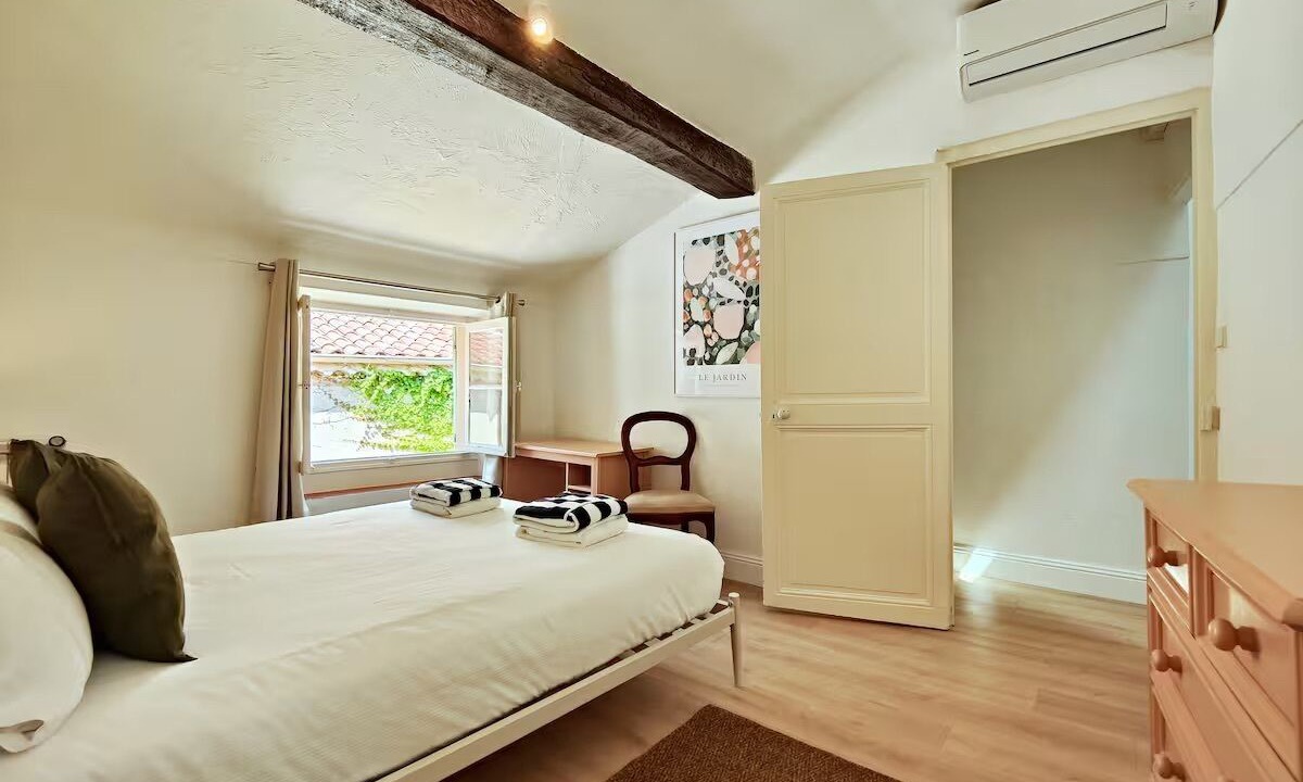 Photo of Bedroom in Saint-Jeannet