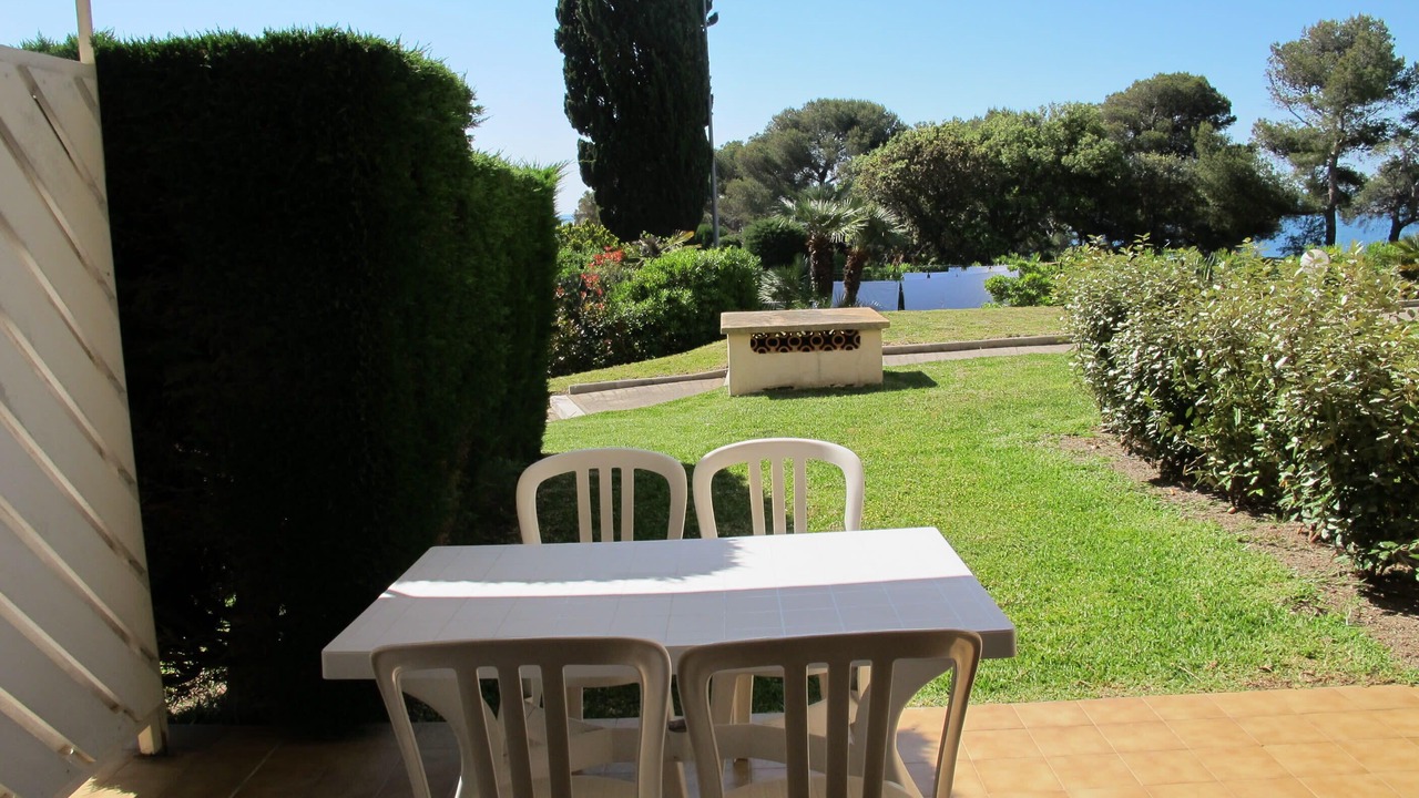 Photo of Outdoor in Antheor