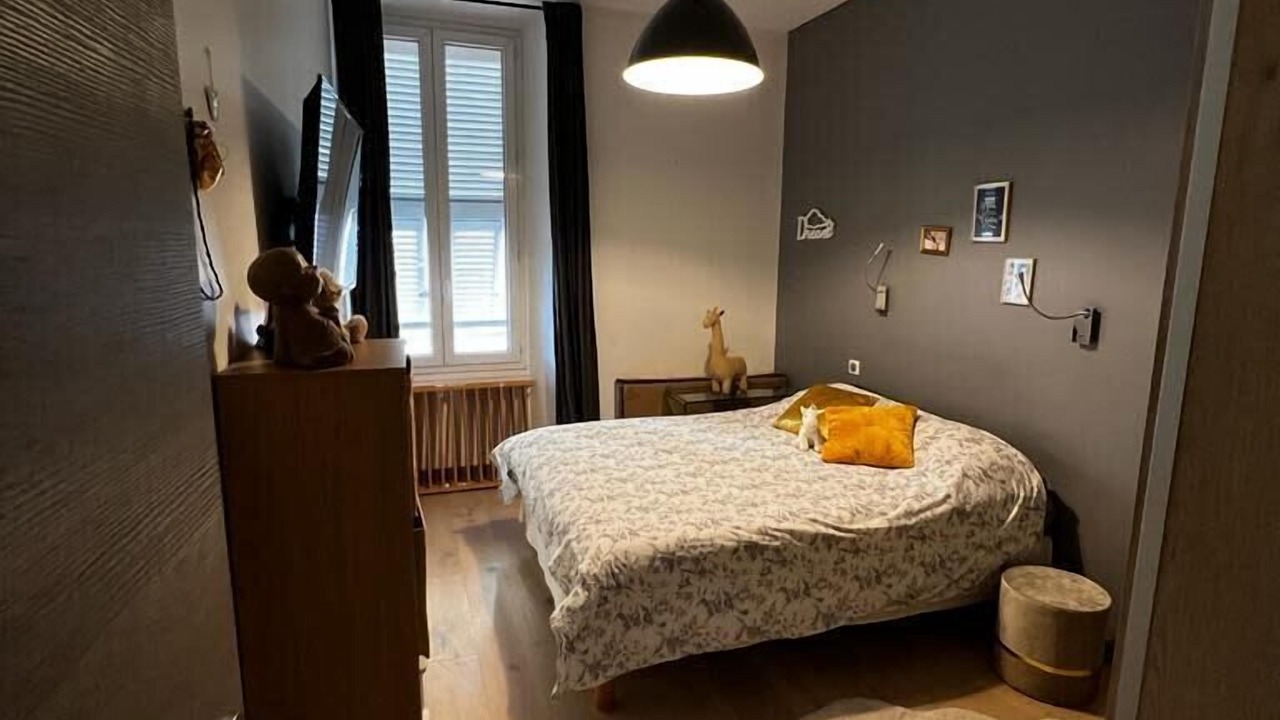 Photo of Bedroom in Prado - Republique
