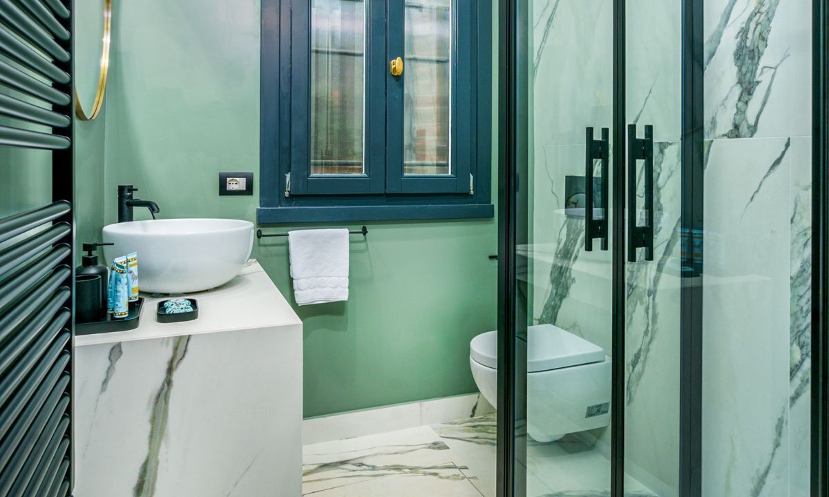 Photo of Bathroom in Dorsoduro