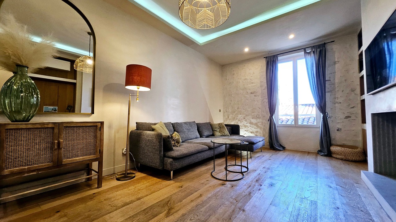 Photo of Livingroom in Antibes Old Town