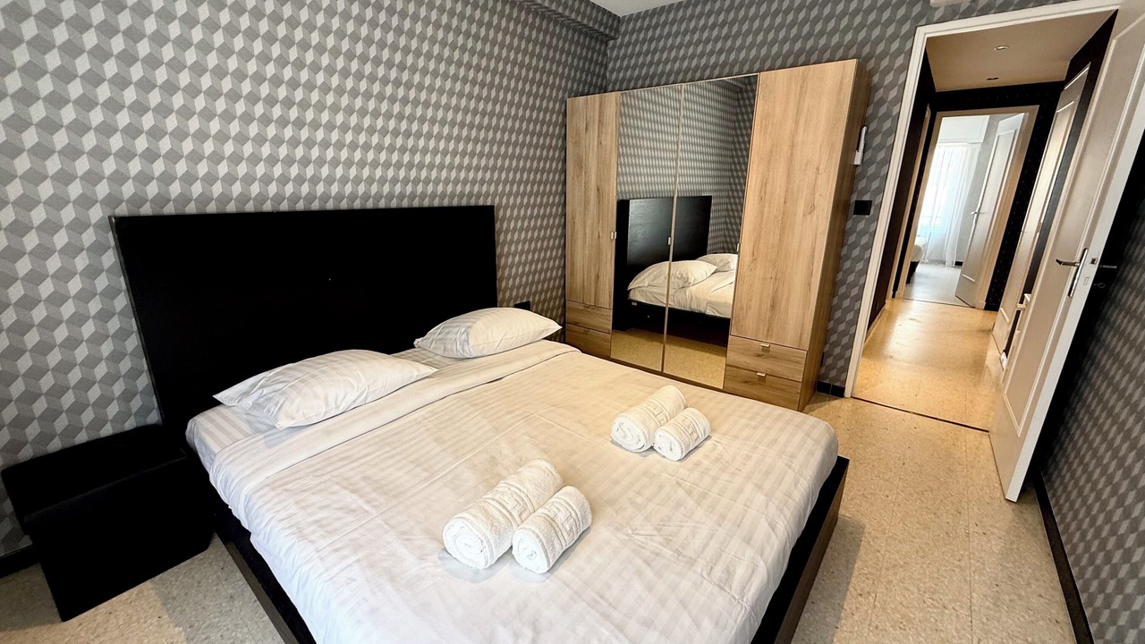 Photo of Bedroom in Antibes Old Town