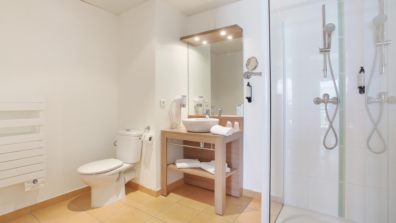 Photo of Bathroom in Beausoleil