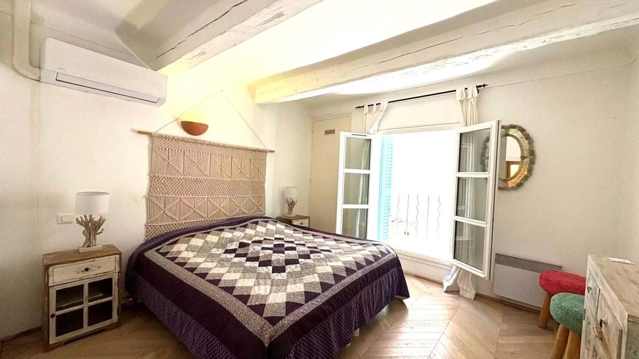 Photo of Bedroom in Old Town