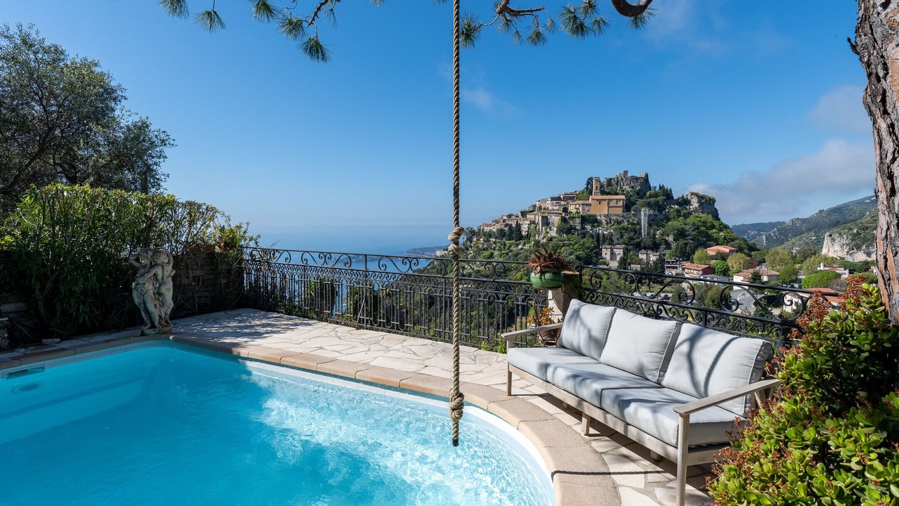 Photo of Others in Eze