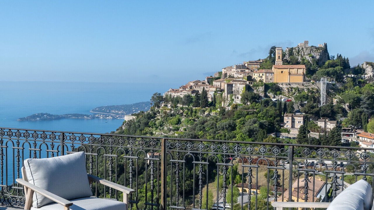 Photo of Others in Eze