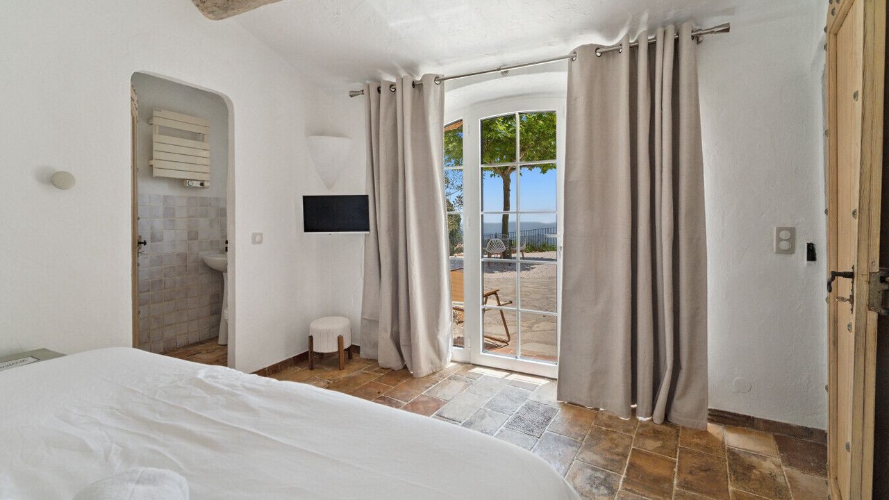 Photo of Bedroom in La Garde-Freinet