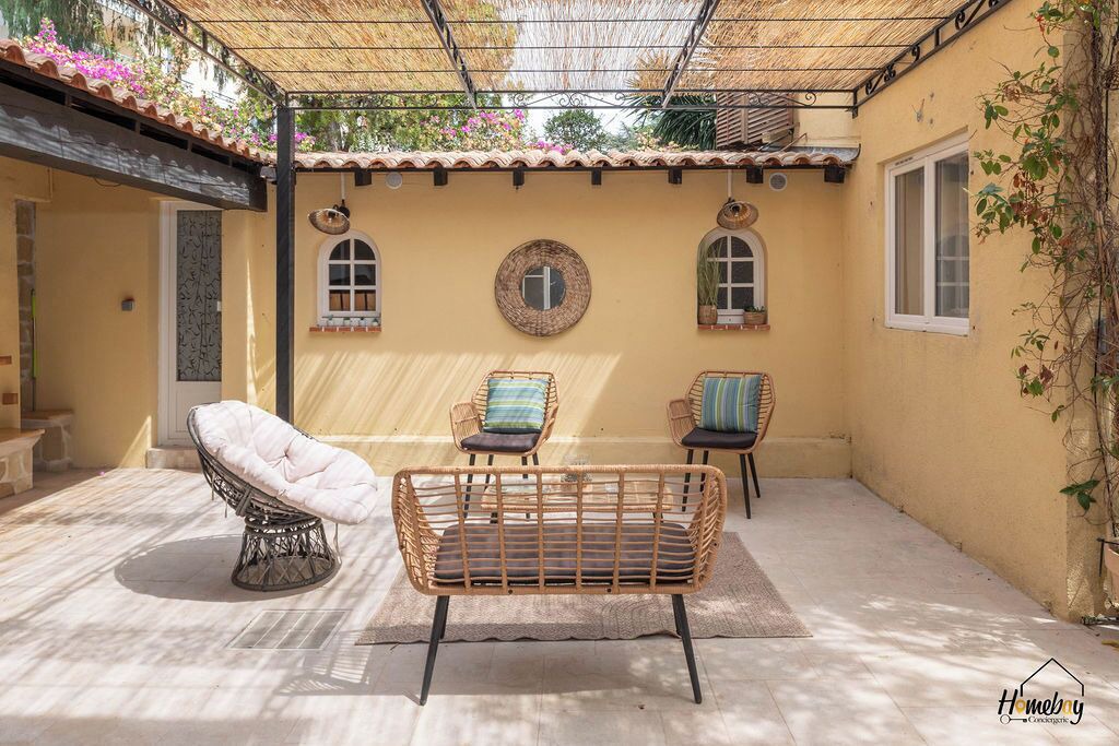 Photo of Patio Balcony in Juan-les-Pins