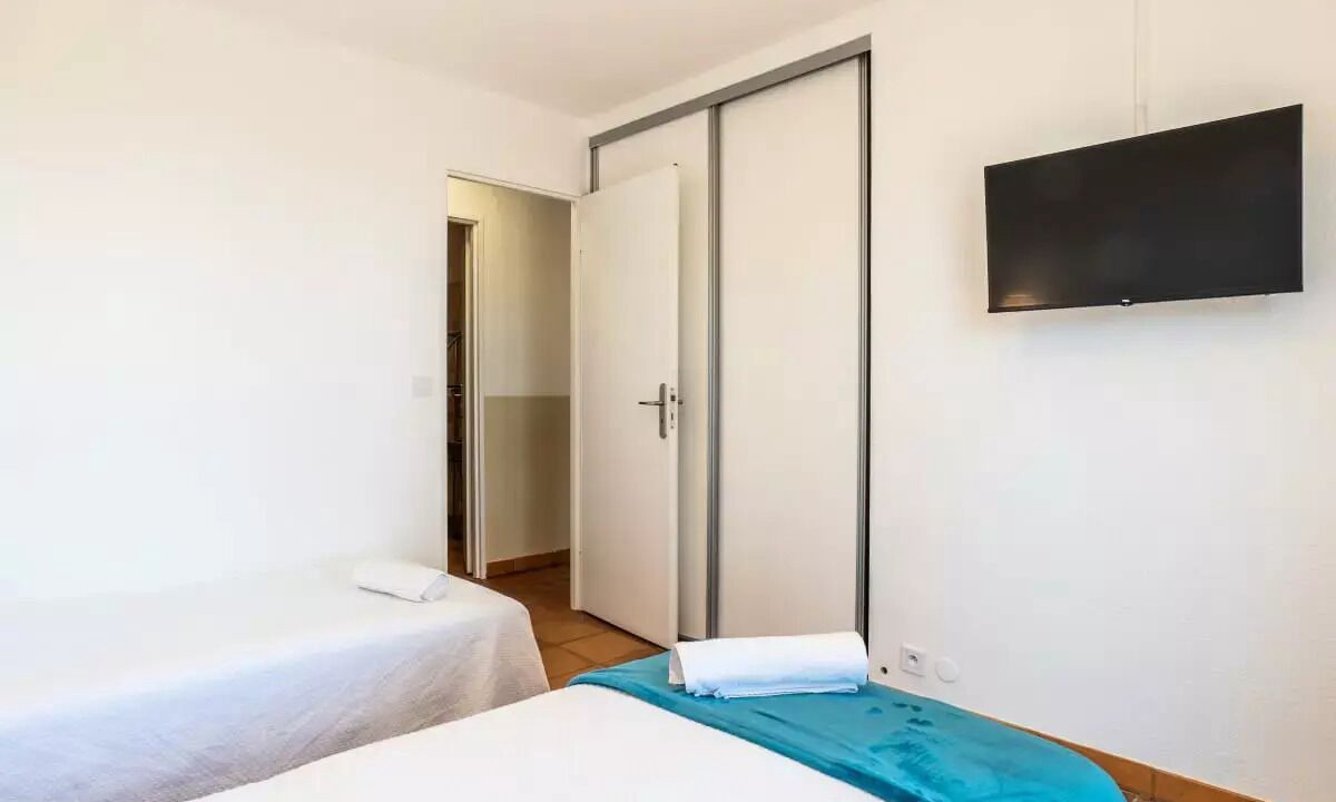 Photo of Bedroom in La Roquette-sur-Siagne