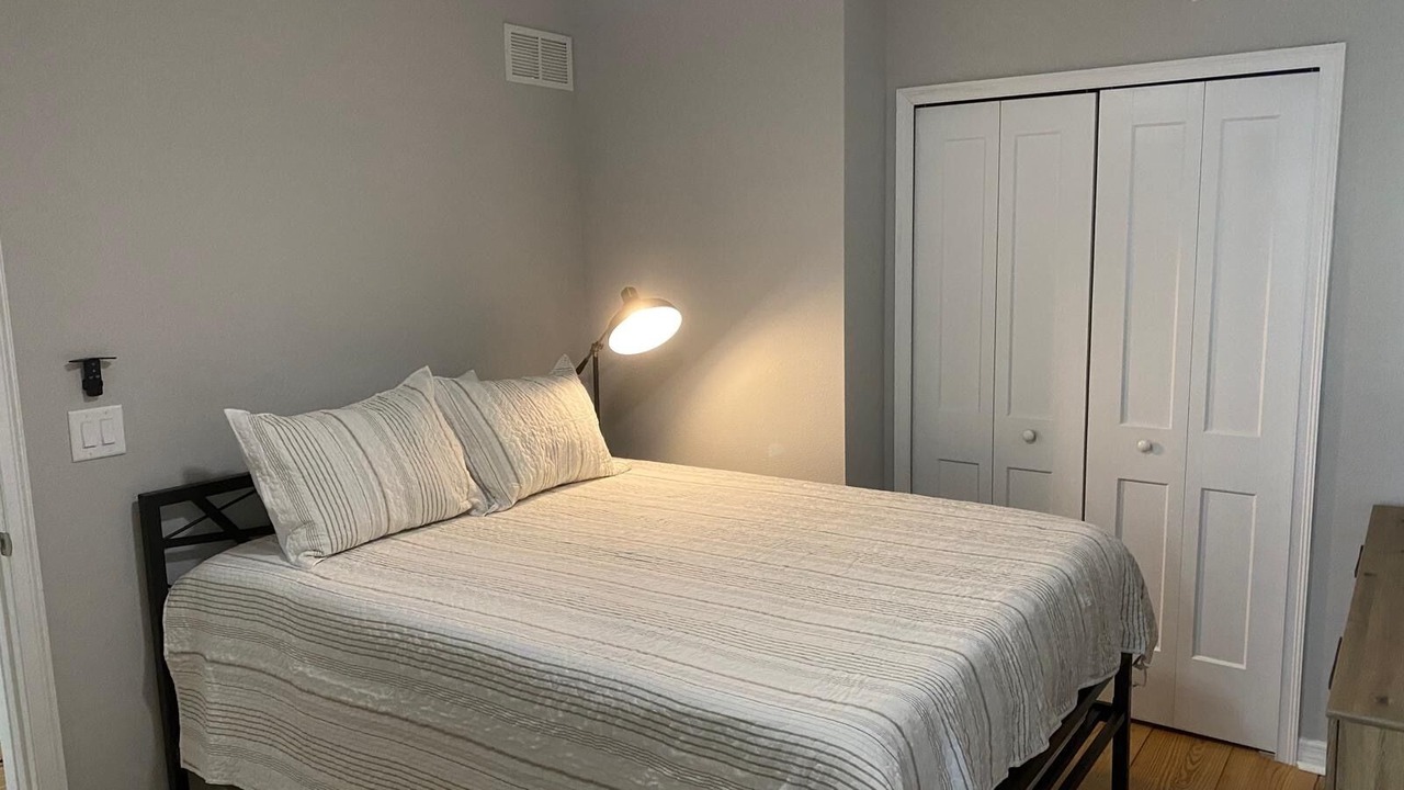 Photo of Bedroom in Lake Eola Heights