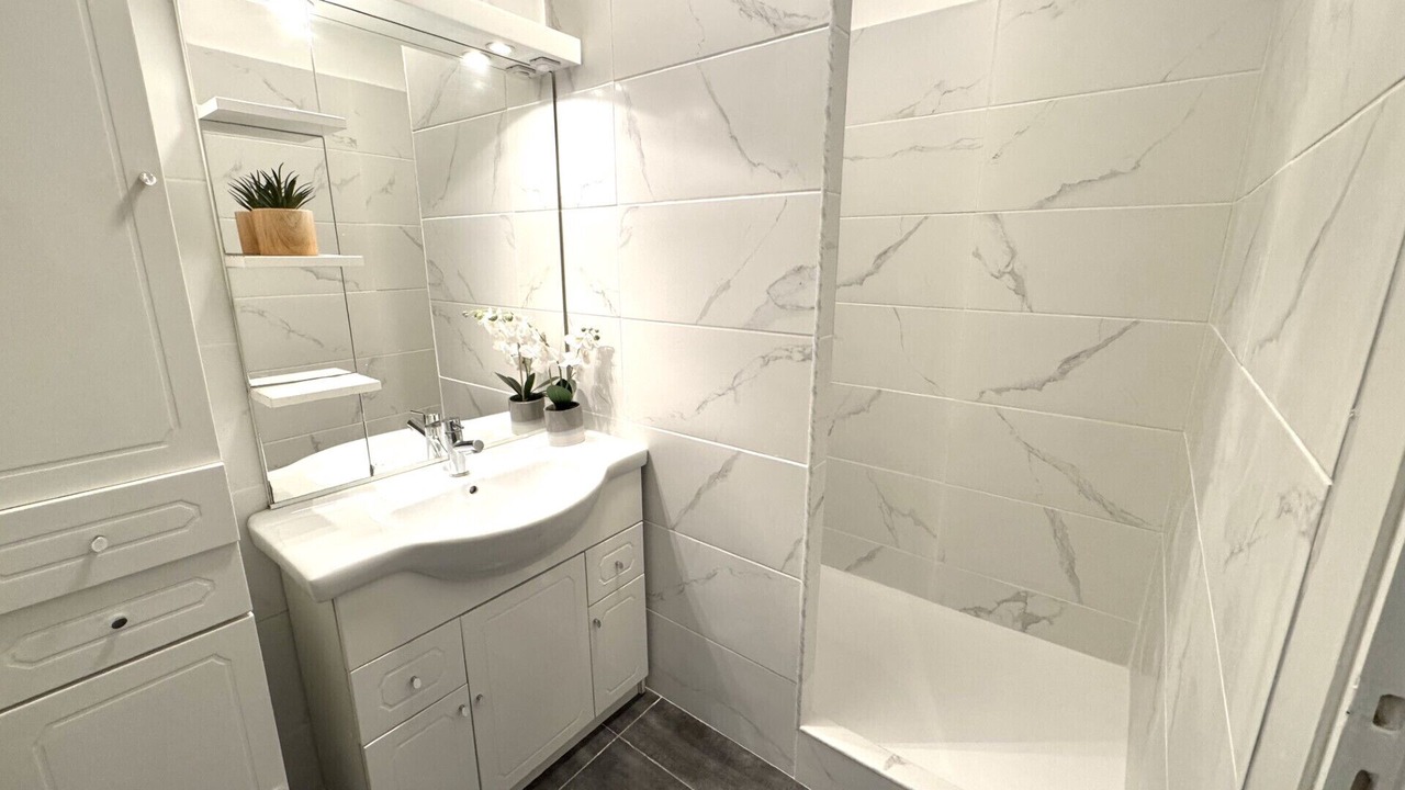 Photo of Bathroom in La Madeleine