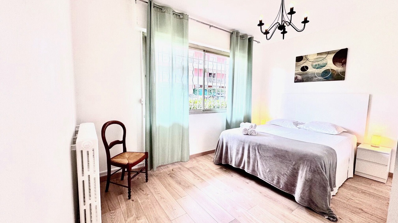 Photo of Bedroom in La Madeleine