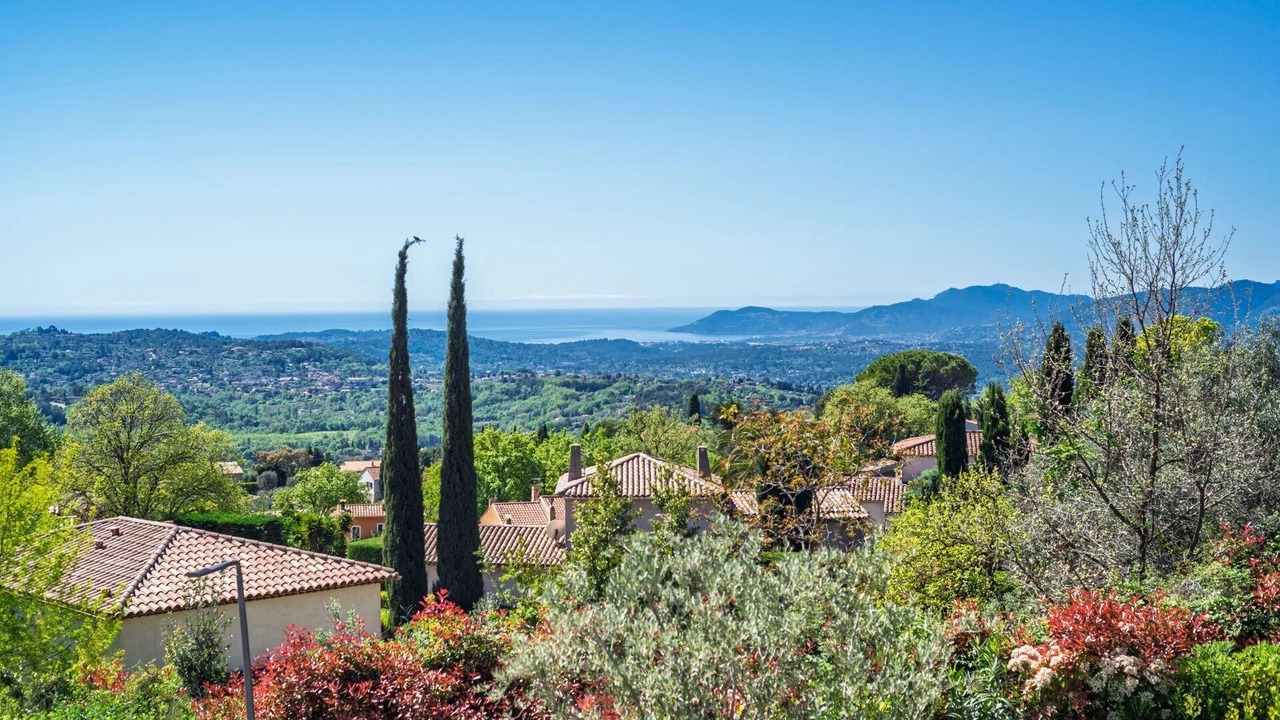 Photo of Others in Chateauneuf-Grasse