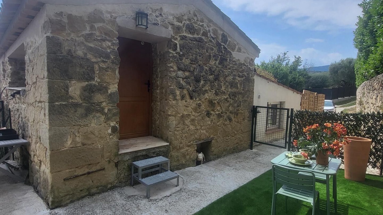 Photo of Patio Balcony in Sclos de Contes
